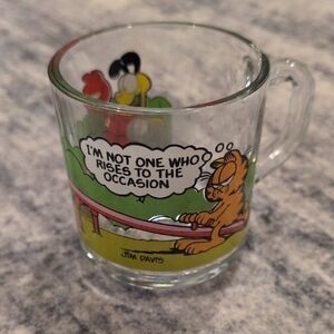 Garfield Vintage McDonald's Glass Mug with Cartoon Design 1978